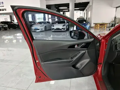 Mazda 3 Axela