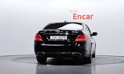 Hyundai Equus