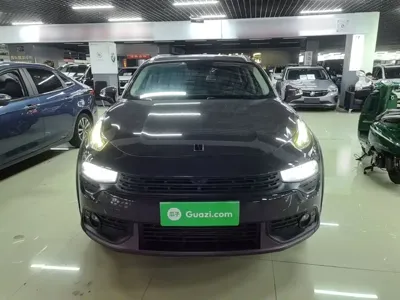 Lynk & Co 02