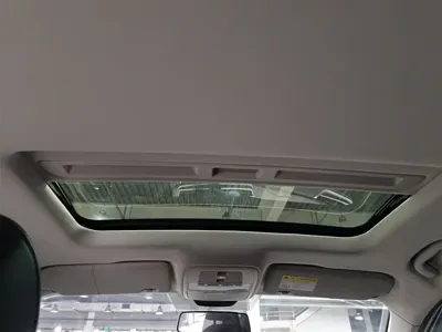 Roewe i5