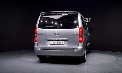 Hyundai Starex