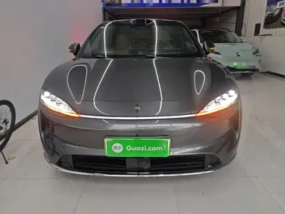智界 Zhijie R7