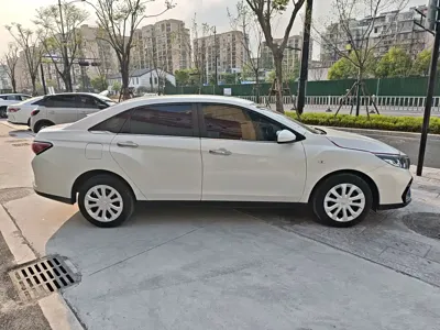 Venucia D60 EV