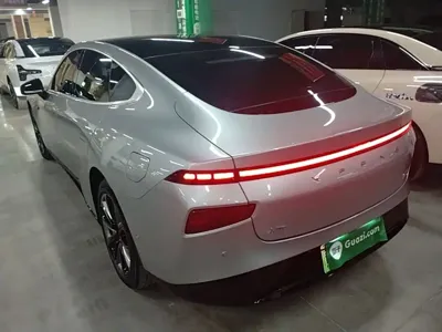 Xpeng P7