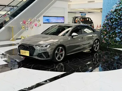 Audi S4
