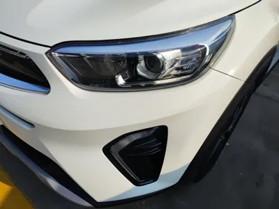 Kia kx1 Stonic