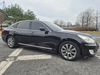 Hyundai Equus