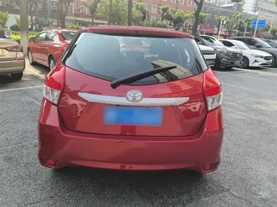 Toyota Yaris L