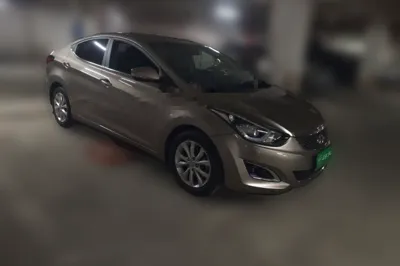 Hyundai Elantra (5th Generation