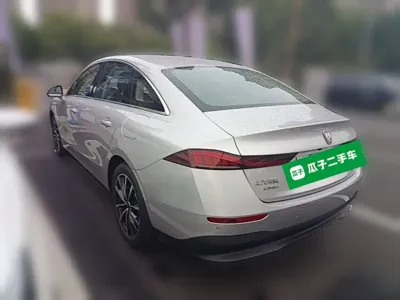 Roewe D7