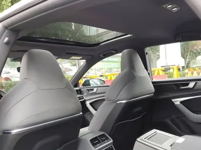 Audi A7L
