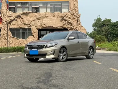 Kia K4