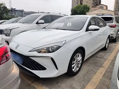 Roewe i5