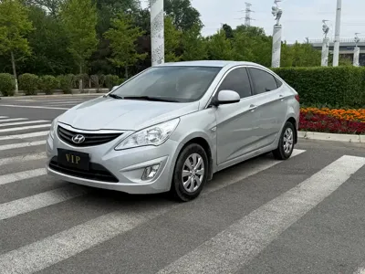 Hyundai Verna