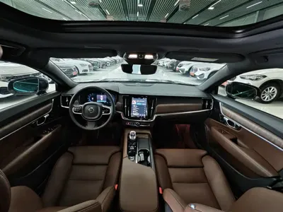 Volvo S90
