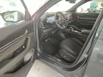 Geely Xingyue L