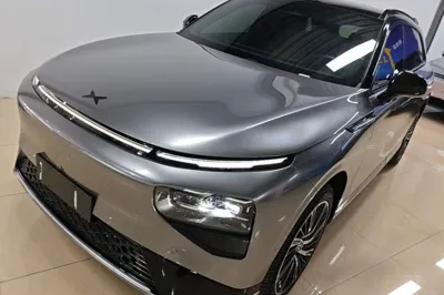 Xpeng G9