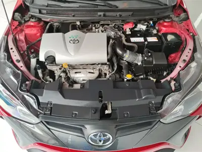 Toyota Yaris L