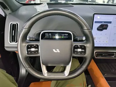 Li Auto Li L6