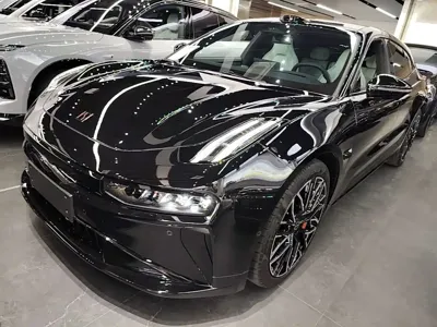 Zeekr 001