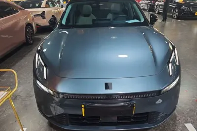 Lynk & Co 07