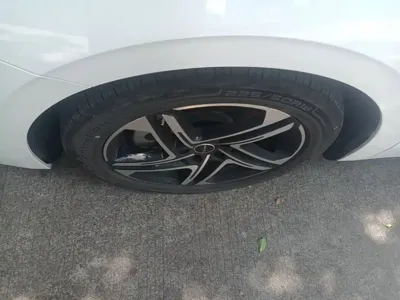 Roewe D7