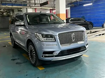 Lincoln Navigator
