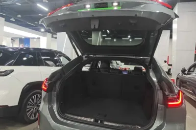 Nio EC6