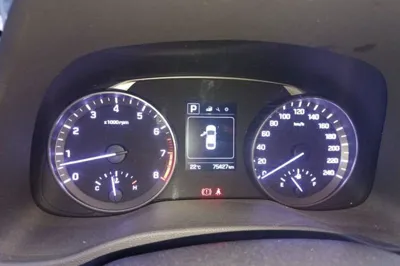 Hyundai Elantra (6th Generation