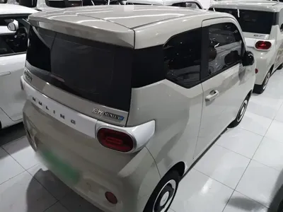 Wuling MINIEV