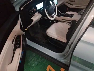 BYD Qin L