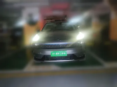 Lynk & Co 05