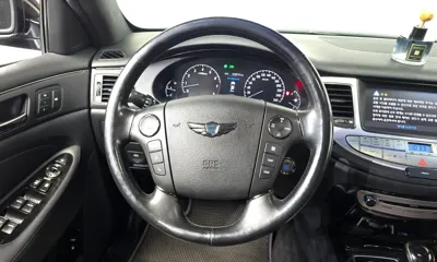 Hyundai Genesis