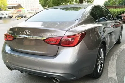 Infiniti Q50L