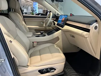 AITO AITO M5