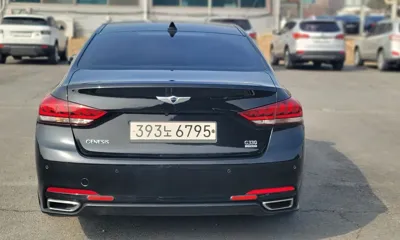 Hyundai Genesis