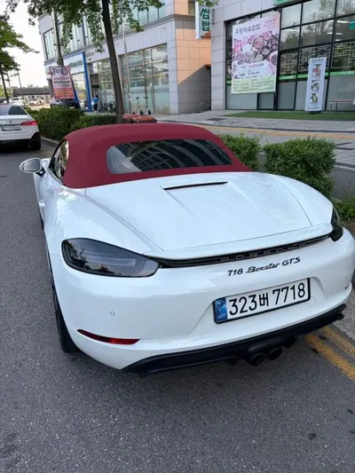 Porsche 718
