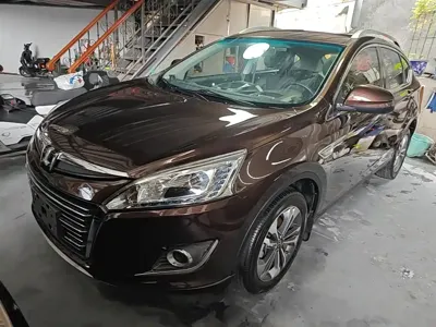 Luxgen U6