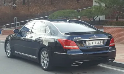 Hyundai Equus