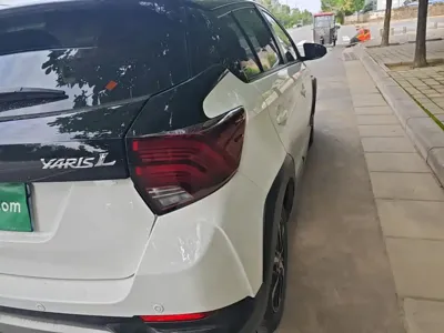 Toyota Yaris L
