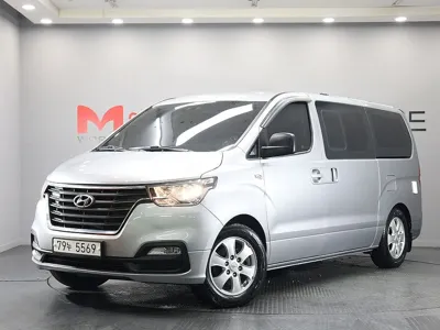 Hyundai Starex