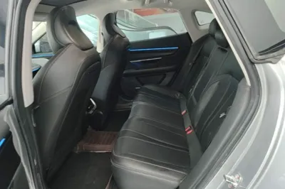 Xpeng P7