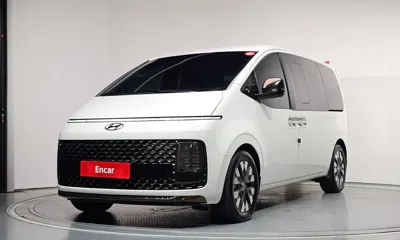 Hyundai Staria