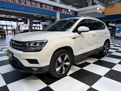 Volkswagen Tharu