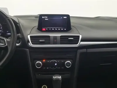 Mazda 3 Axela