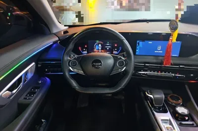 Dongfeng Aeolus Huge
