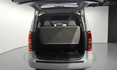 Hyundai Starex