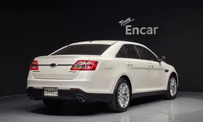 Ford Taurus