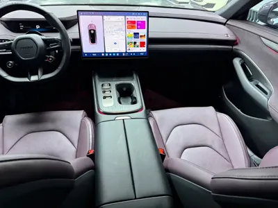 Xiaomi SU7