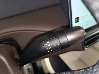 Li Auto Li MEGA